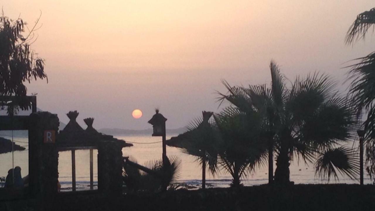 Lima Waikiki Beach คอร์ราเลโฮ ภายนอก รูปภาพ